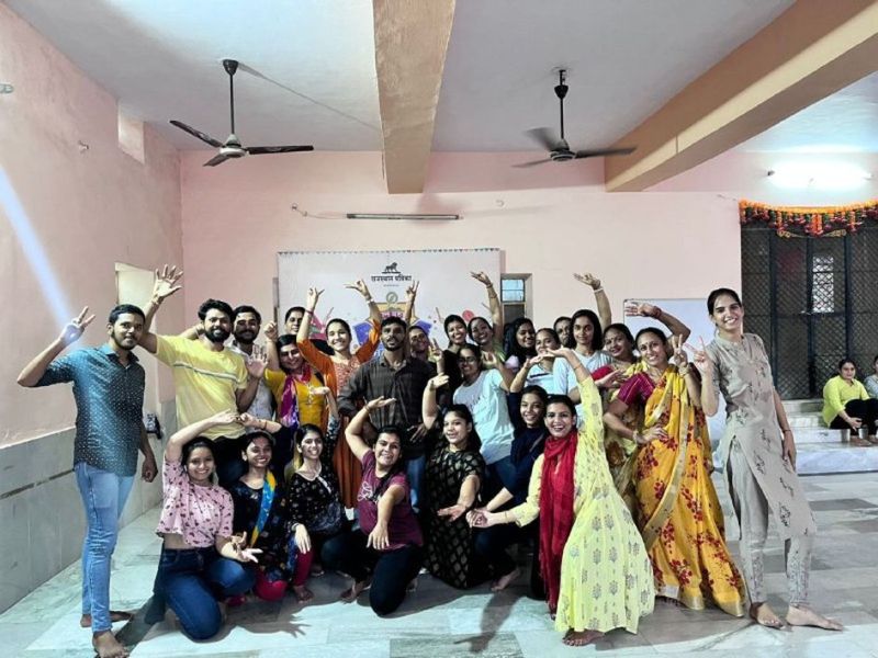 GARBA ---गरबा बिट्स पर सीखे बेसिक सीखे स्टेप्स