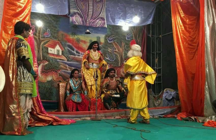 Ahmedabad: दो साल के बाद गरबों के साथ बिखरेगी रामलीला की रंगत