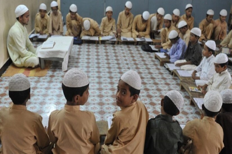 survey_revealed_535_unrecognized_madrasas_in_22_districts_of_up.jpeg