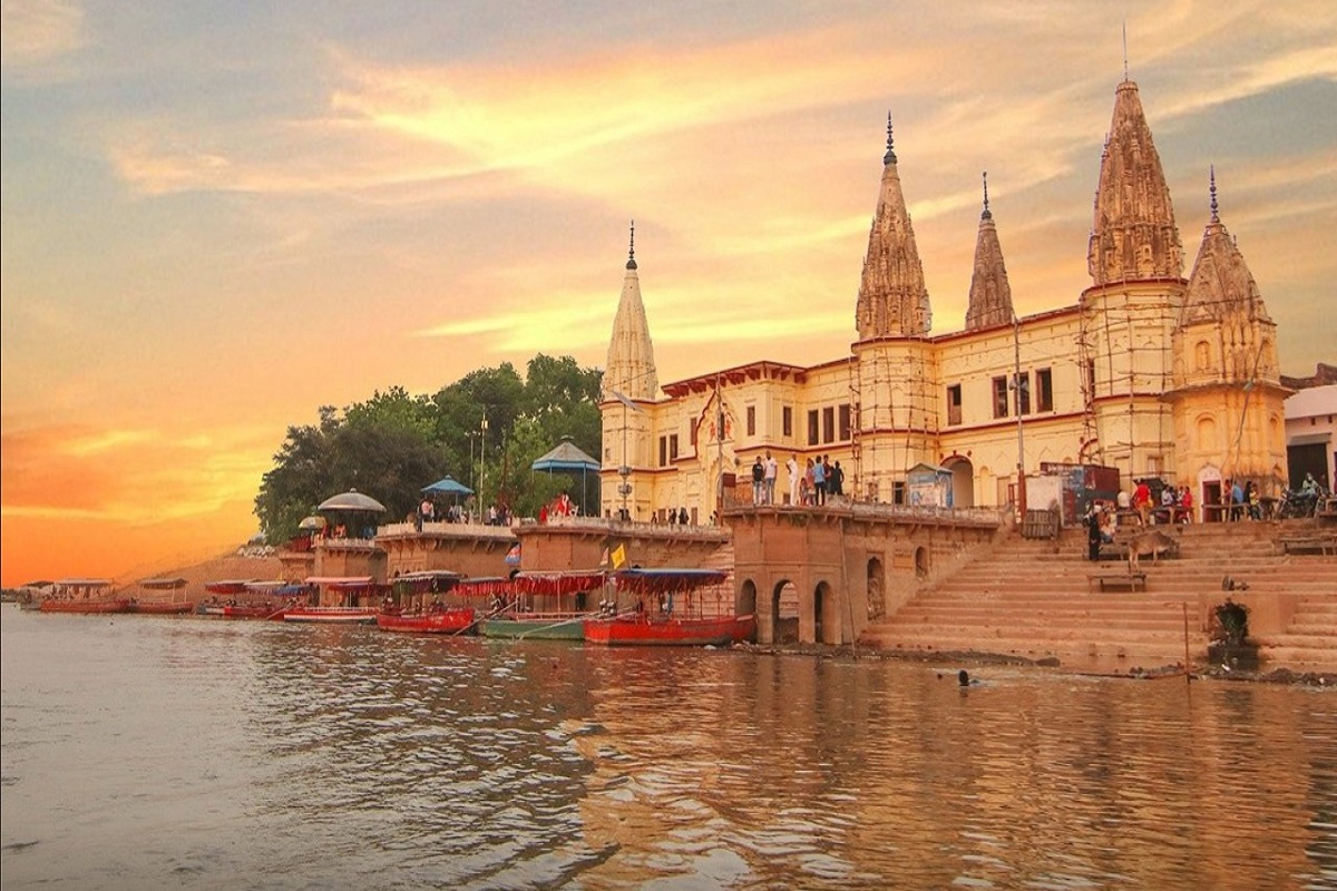 cultural_hymns_will_resonate_daily_at_the_ghat_of_ayodhya_singer_anup_jalota_will_inaugurate.jpeg