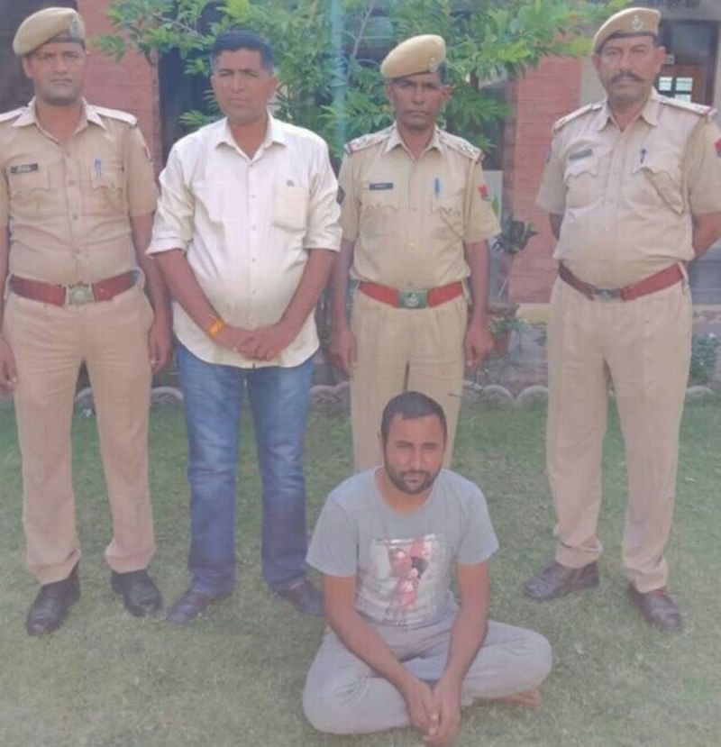 Wanted smuggler : लम्बे समय से चकमा दे रहा तस्कर गिरफ्तार