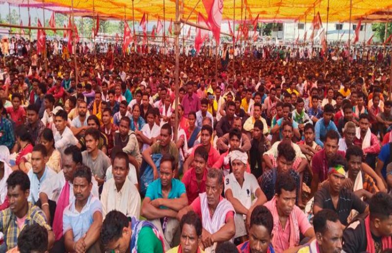 आमसभा का में हजारों की संख्या में शामिल हुए ग्रामीण