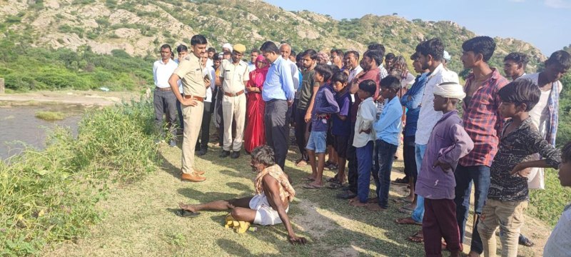 बांध पर नहाने गए 10 वर्षीय मासूम को मगरमच्छ ने निगला, परिजनों का रो-रोकर बुरा हाल