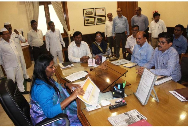 Meerut Commissioner : आईएएस सेल्वा कुमारी जे ग्रहण किया कार्यभार, गिनाई अपनी प्राथमिकता