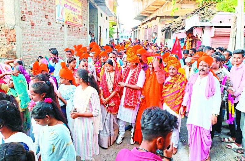 ध्वजा यात्रा में उमड़ी श्रद्धा, खेड़ापति माता मंदिर मां वैष्णोधाम टोरिया तक भव्य ध्वजा यात्रा निकाली गई यात्रा