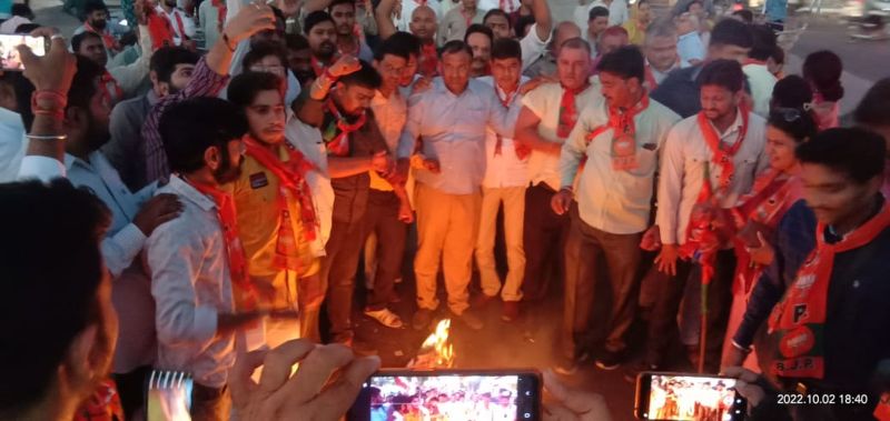 महापौर, उपमहापौर व भाजपा जिलाध्यक्ष के खिलाफ मामला दर्ज