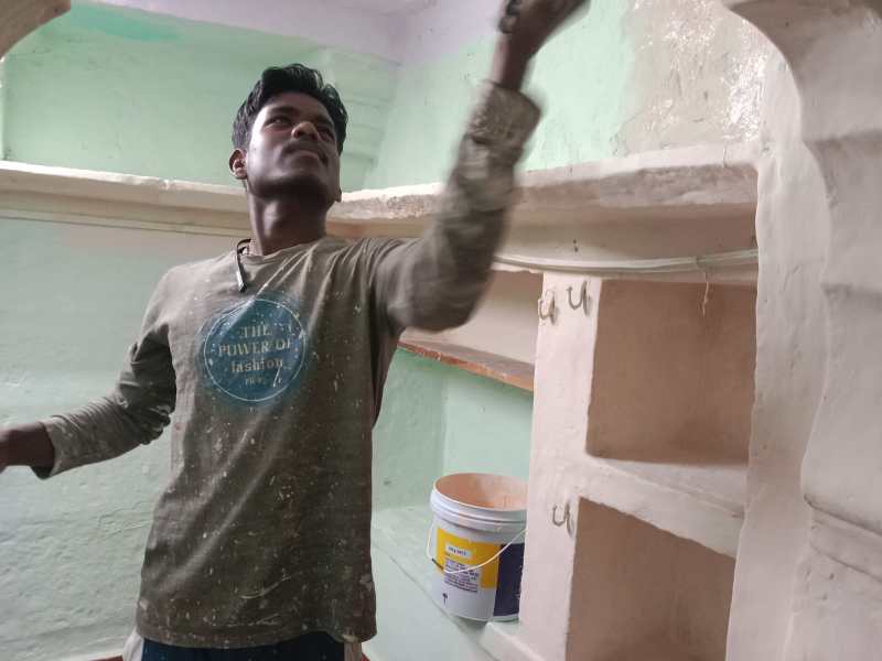 अच्छी बारिश ने रंगाई-पुताई की मांग को बढ़ाया, 3 हजार से ज्यादा पेंटर्स के लिए काम ही काम