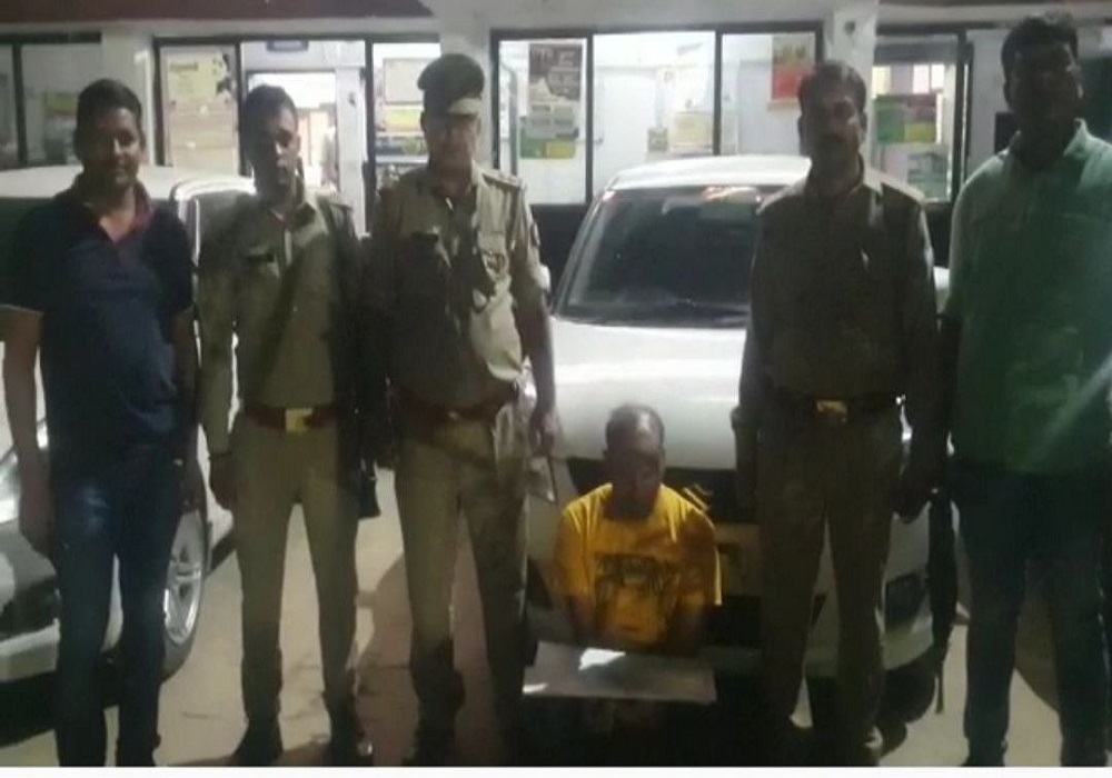 one_accused_of_interstate_gang_stealing_luxury_car_arrested_in_ghaziabad.jpg