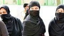 Theft under womens burka on Ghazipur Railway