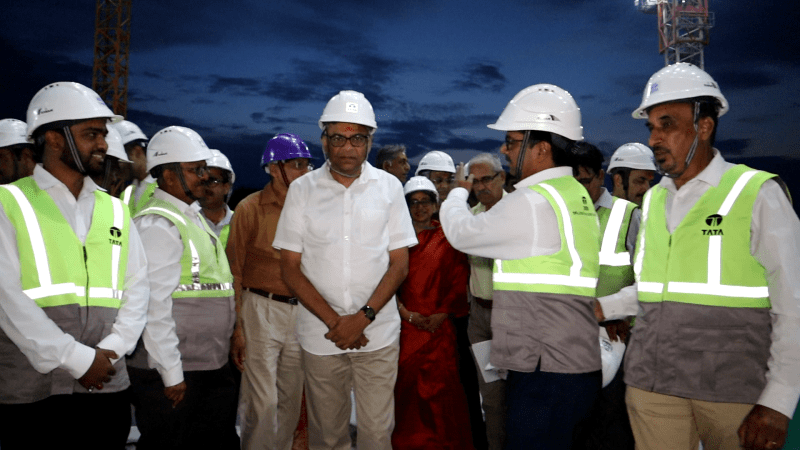 राम मंदिर निर्माण को देखने पहुंचे टाटा ग्रुप के चेयरमैन चंद्रशेखरन, जाने क्या कहा कि चौक गए लोग