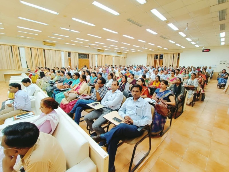 मुख्यमंत्री अभ्युदय योजना 2022 : कोचिंग के लिए जिला स्तर पर किया जाएगा मेधावी छात्र-छात्राओं का चयन