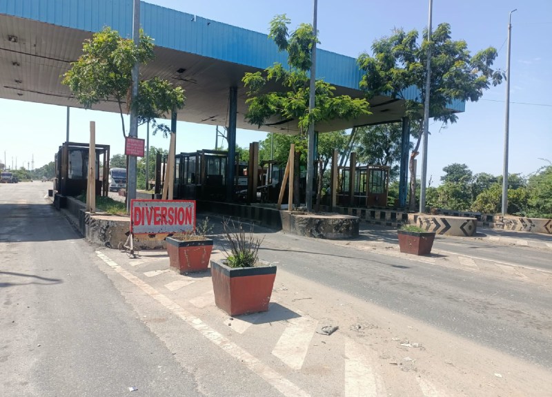 टोल वसूली की अवधि समाप्त होने के बाद दूसरी बार बढ़ाई टोल वसूली की सीमा