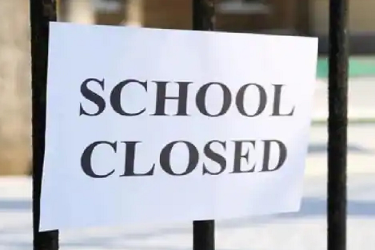 यूपी में भारी बारिश की वजह से कई जिलों के स्कूल बंद, जानें कब खुलेंगे