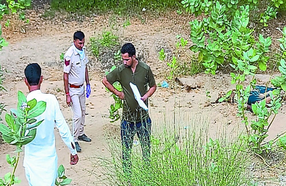सीमा विवाद के चक्कर में 20 घंटे तक पड़ा रहा शव