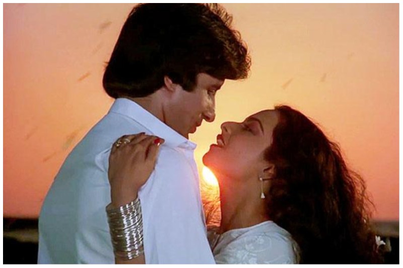 amitabh bachchan shocked associate with rekha said did anyone see me in an objectionable condition