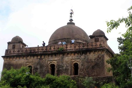 gararu_mandir.jpg
