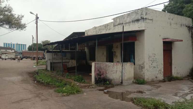 The facilities provided to the farmers are not being paid attention by the responsible