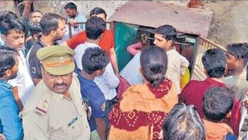 Hanuman Murti Broken