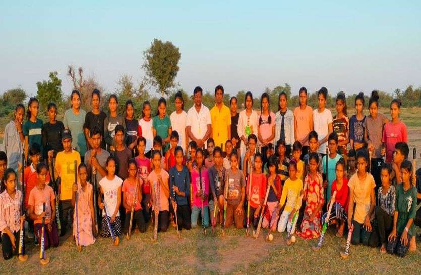 Daughters's  Pride : फूलिया कलां की बेटियों का कमाल, हर साल हॉकी में छू रही आसमान