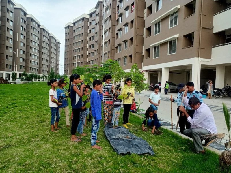 लोन मिलने की कछुआ चाल, लोग नहीं करा पा रहे रजिस्ट्री