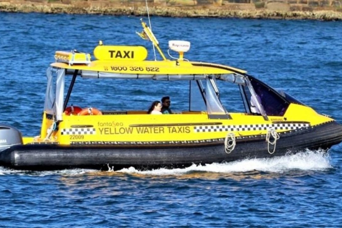 water_taxi_mumbai.jpg