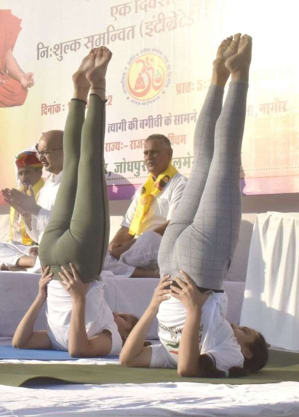 पतंजलि योगपीठ का एक दिवसीय इंटीग्रेटेड योग शिविर