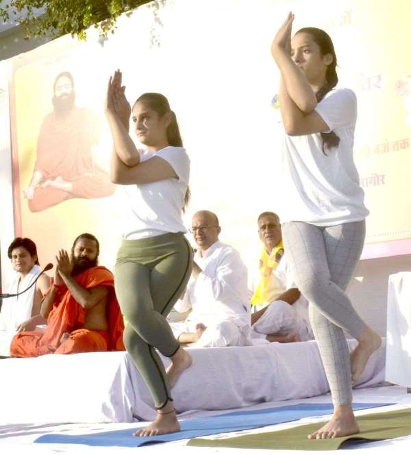 पतंजलि योगपीठ का एक दिवसीय इंटीग्रेटेड योग शिविर