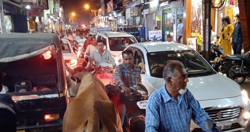 त्योहार में बाजार के भीतर साथ नहीं ले जा सकेंगे वाहन, बनेगी अस्थायी पार्किंग