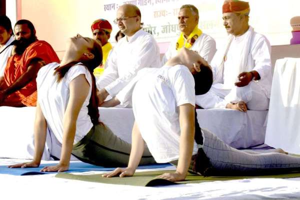 पतंजलि योगपीठ का एक दिवसीय इंटीग्रेटेड योग शिविर