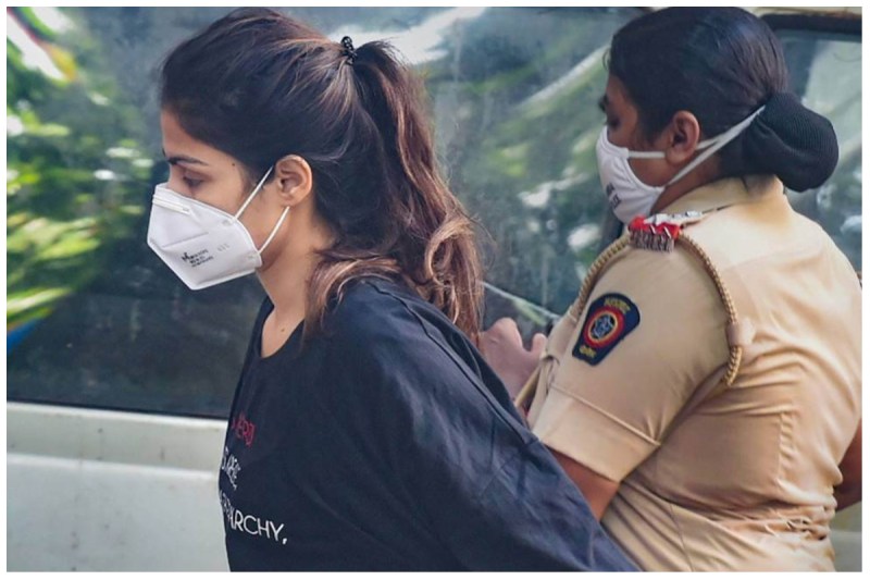 rhea chakraborty danced in jail when inmates demand