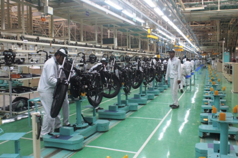 honda_motorcycle_production_1.jpg