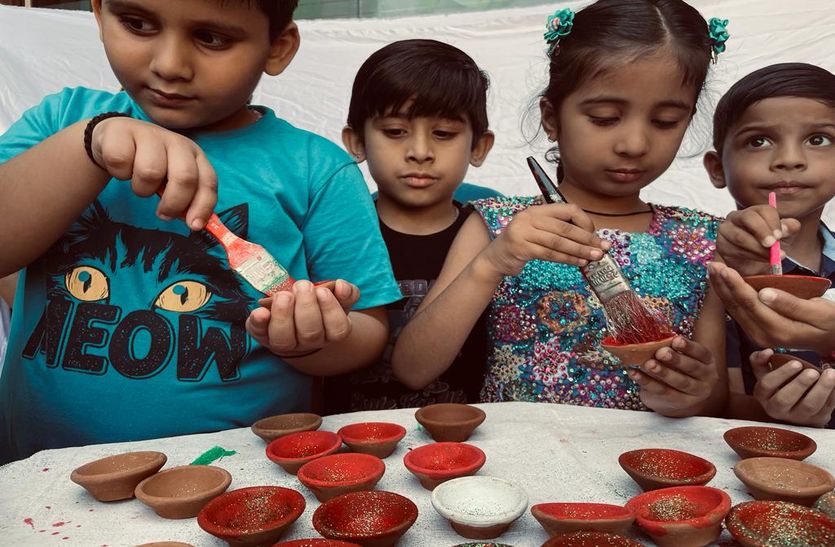 'दिवाली के रंग अभियान' में बच्चों ने दीयों में भरे रंग
