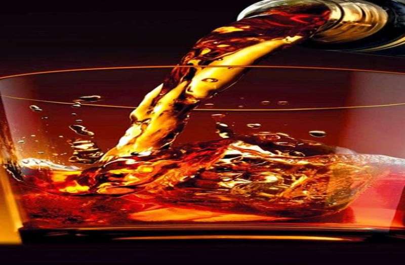 खूब बिक रही अवैध शराब, इंदौर में 20 दिन में बन गए 600 केस