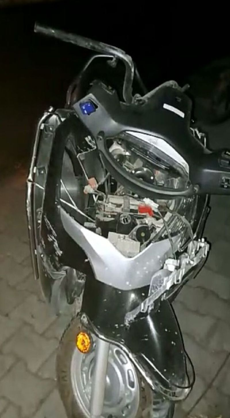 Six died : दो मासूम बच्चियों सहित छह की मौत, दस घायल