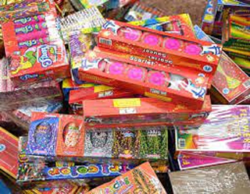 Fireworks industry in Sivakasi records Rs 6,000 crore sales this year which is 30% more than the last year figures