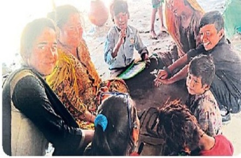 ऐसी लागी लगन ... कबाड़ा छोड़, क, ख, ग से जोड़ा नाता