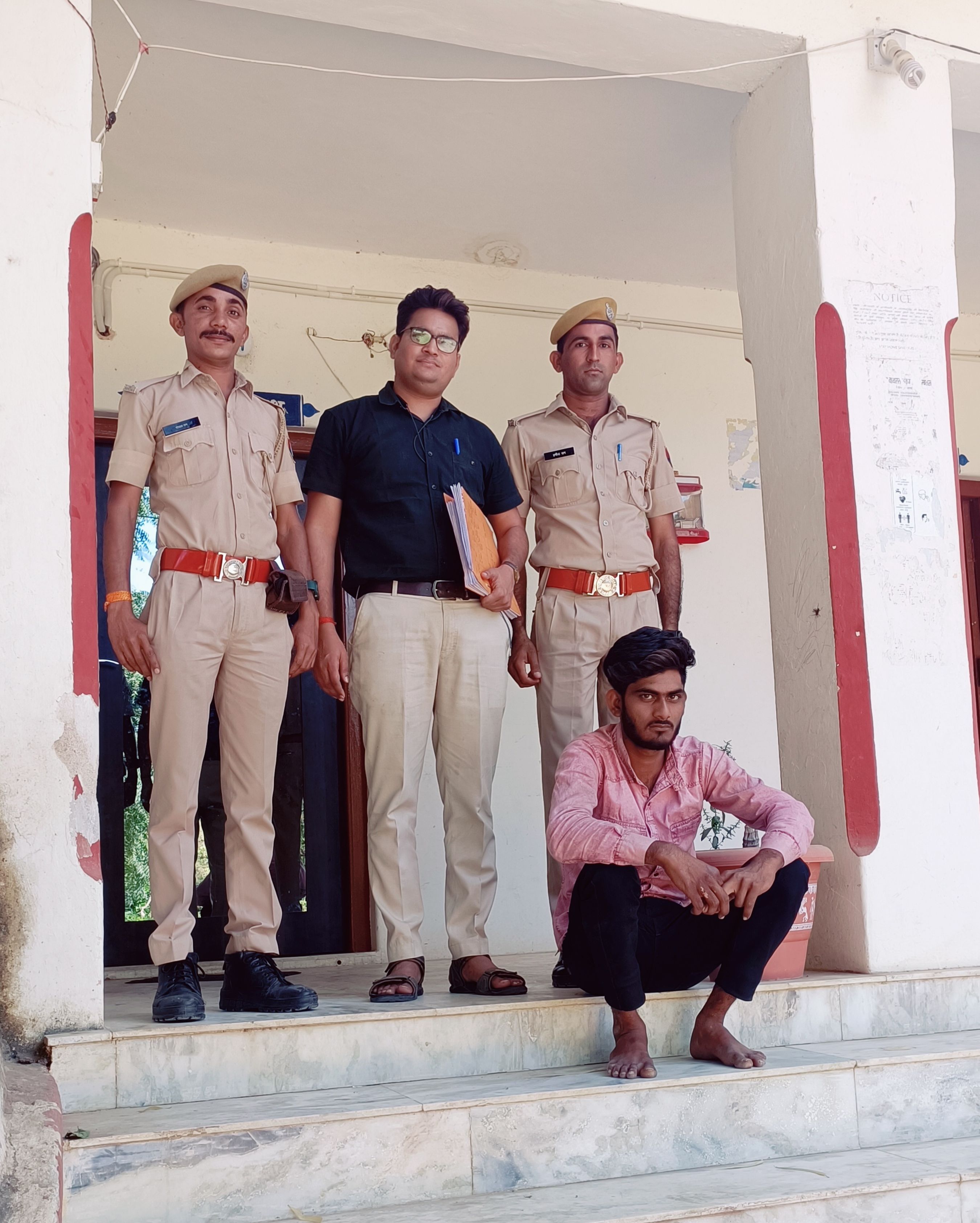 बरलूट में वृद्ध के साथ हुई लूट का पर्दाफाश, एक आरोपी गिरफ्तार, दो बाल अपचारी निरूद्ध