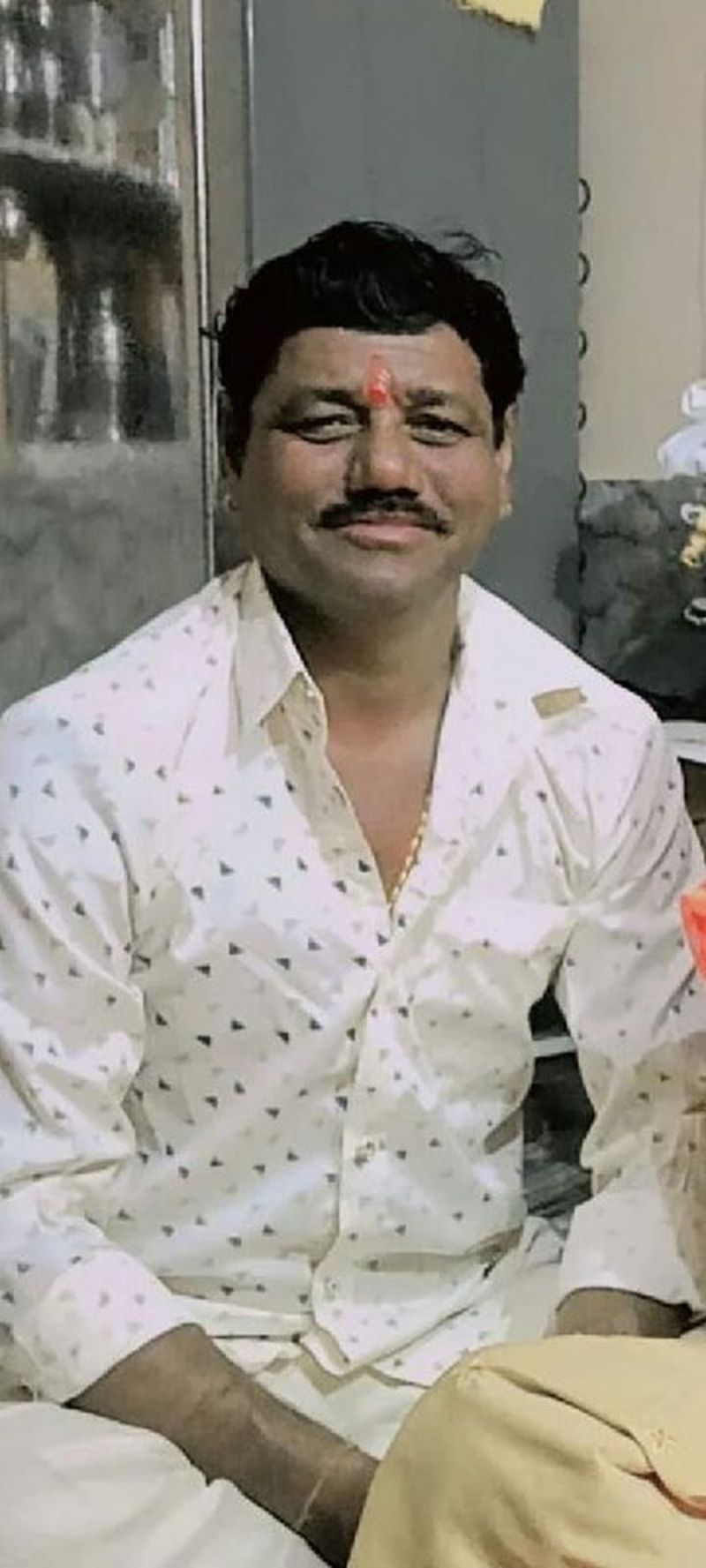 Sucide : बाइक जलने व धमकियों से परेशान होकर की थी आत्महत्या