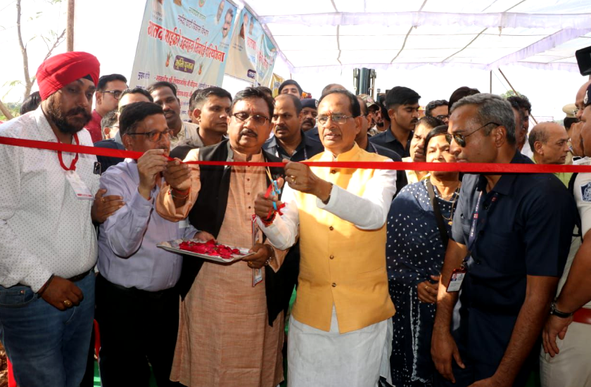 PHOTO GALLERY : तेंदूपत्ता संग्रहकों को CM शिवराज ने दी 42 करोड़ की सौगात