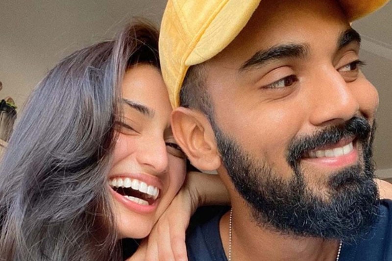 ऐसे दुनिया के सामने आई थी Athiya Shetty-KL Rahul की लव स्टोरी