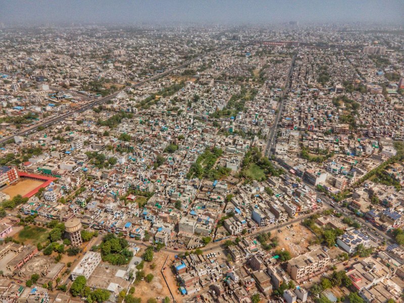 तेजी से बढ़ रहा दायराः पांच दशक में शहर ने दिखाया 40 गुना दम, संसाधन पड़ रहे कम