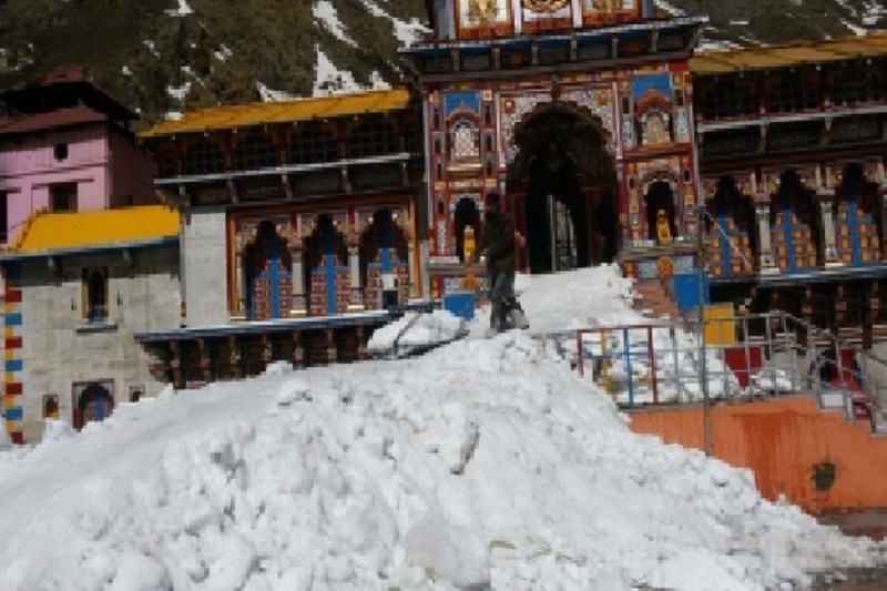 badrinath_seasons.jpg