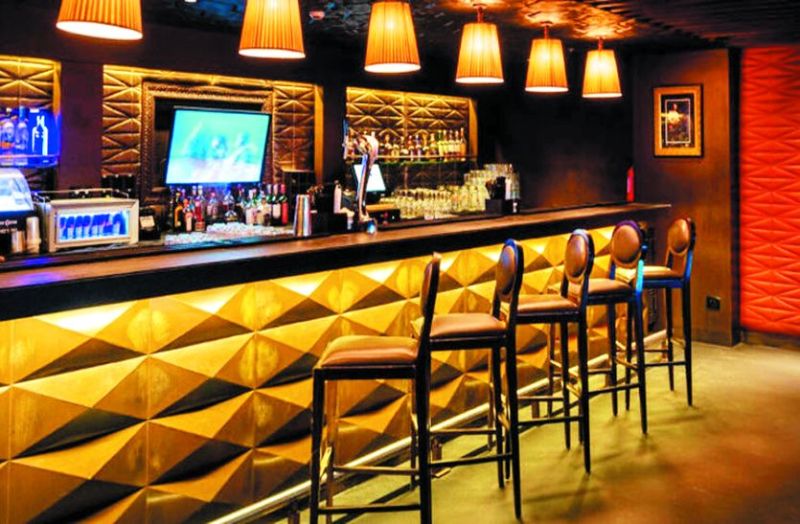 प्रदेश का सबसे ज्यादा बार वाला शहर बना इंदौर