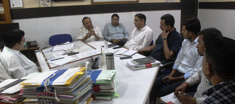 स्वच्छता की कीमत समझनी होगी