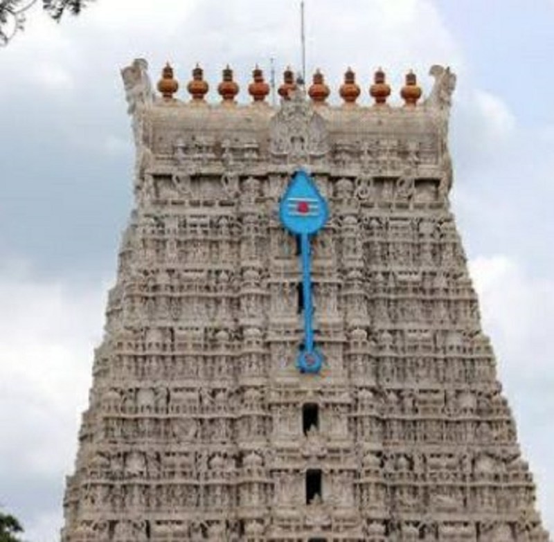 इस प्रसिद्ध मंदिर में अब मोबाइल के साथ नहीं कर सकेंगे प्रवेश!