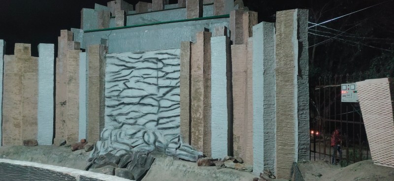 यह कैसा सौंदर्यीकरण: वॉटर फाल सूखा तो फौव्वारा बंद, मोटर बोट धूल खा रहे