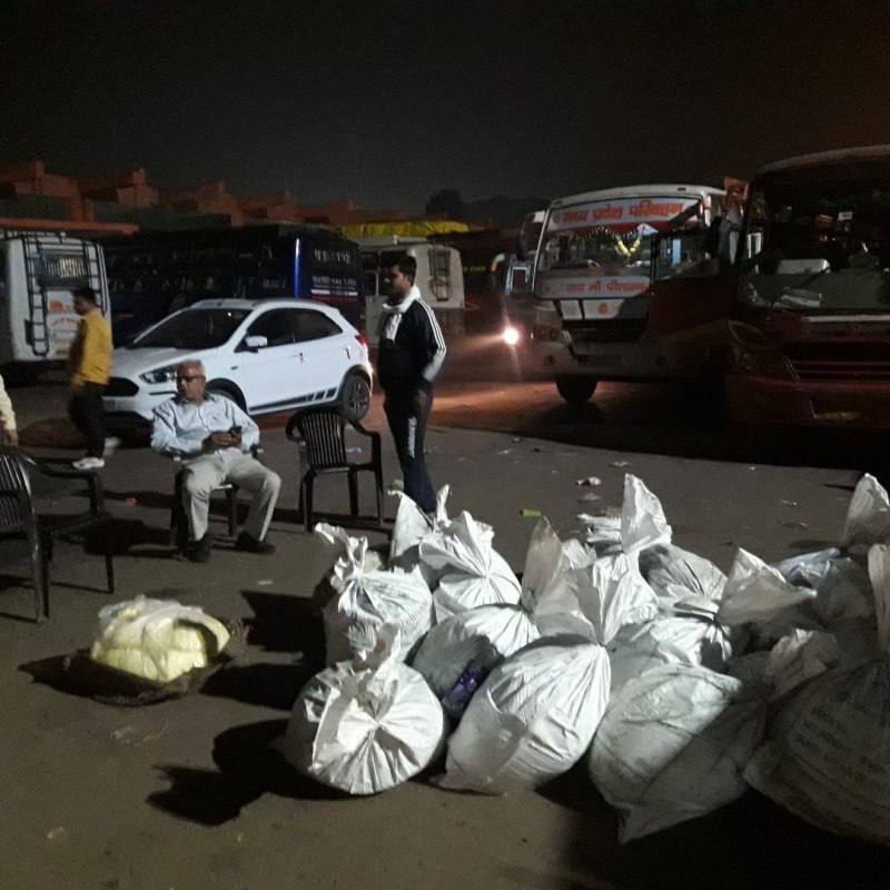 अग्रवाल पिसाई केन्द्र की लाल मिर्च और कुचिया एसोसिएट से लिया घी का नमूना निकला अवमानक