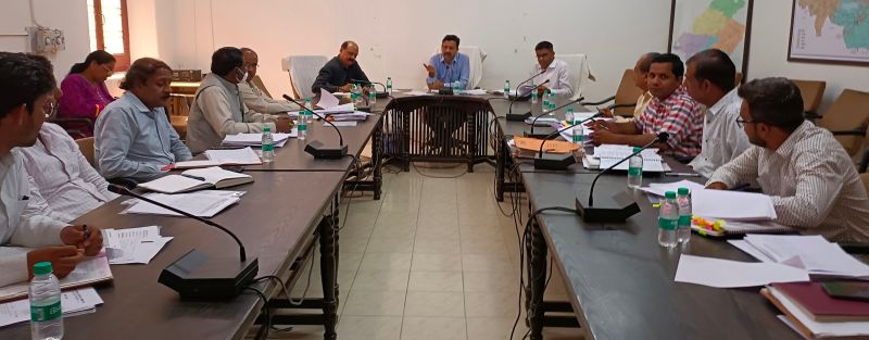 निर्माण कार्यों में लापरवाही बरती तो कारण बताओ नोटिस, छोटे कार्य इसी माह पूर्ण नहीं हुए तो थमाएंगे चार्जशीट - गालरिया