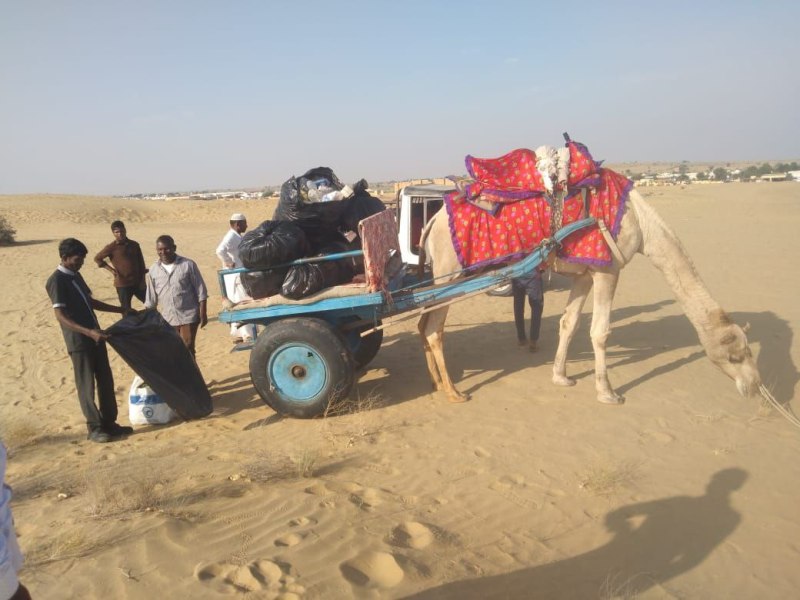 सम के धोरों पर सफाई कर स्वच्छता का दिया संदेश