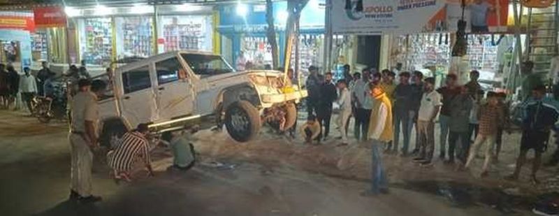 तेज रफ्तार एसयूवी ने मारी राहगीरों को टक्कर, 3 की मौत, 3 गंभीर घायल